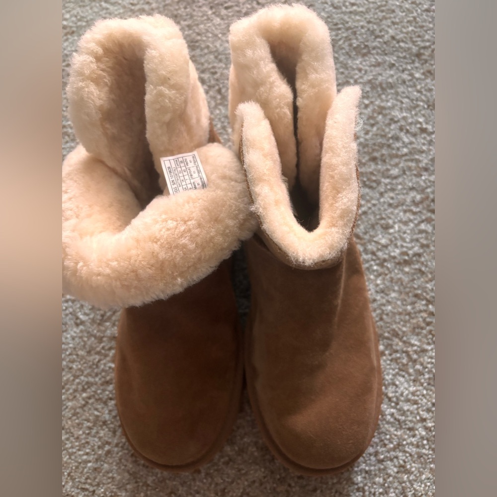 UGG Chestnut Shearling Winter Boots